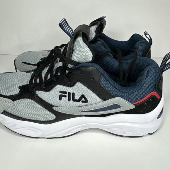 Fila Mens Recollector Athletic Shoe  Size 8